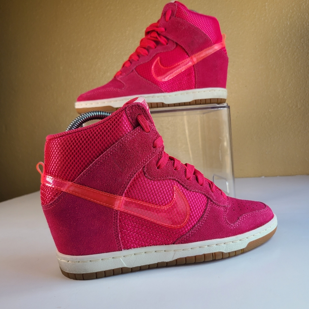 Nike Dunk Sky Hi Triple Pink Hidden Wedge Heel Sneaker women size 7.5